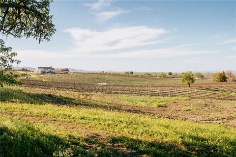 Tiny photo for 5575 El Pomar Dr, Templeton, CA 93465 (MLS # NS26072508)