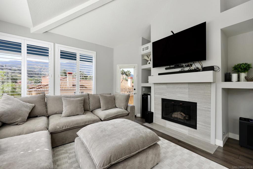 3140 Castelar Court 202