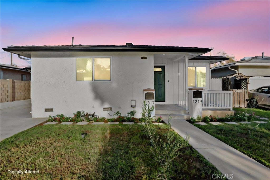 1317 S Baker