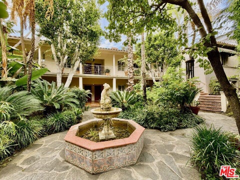 Photo of 8472 1/2 Fountain Avenue, West Hollywood, CA 90069 (MLS # 26872815)