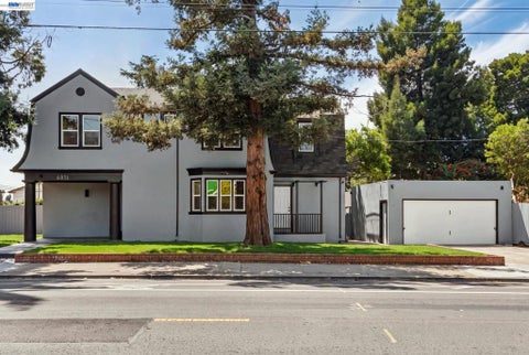 Photo of 6031 Camden St ST, Oakland, CA 94605 (MLS # 41146567)