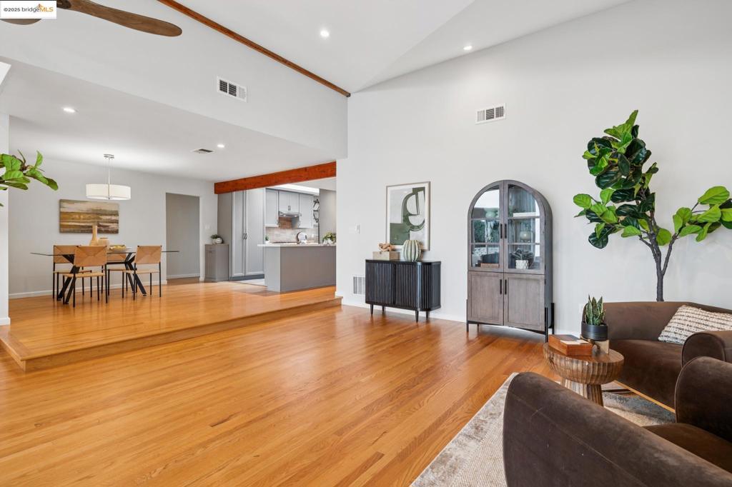 BAY VIEW PARK - Residential