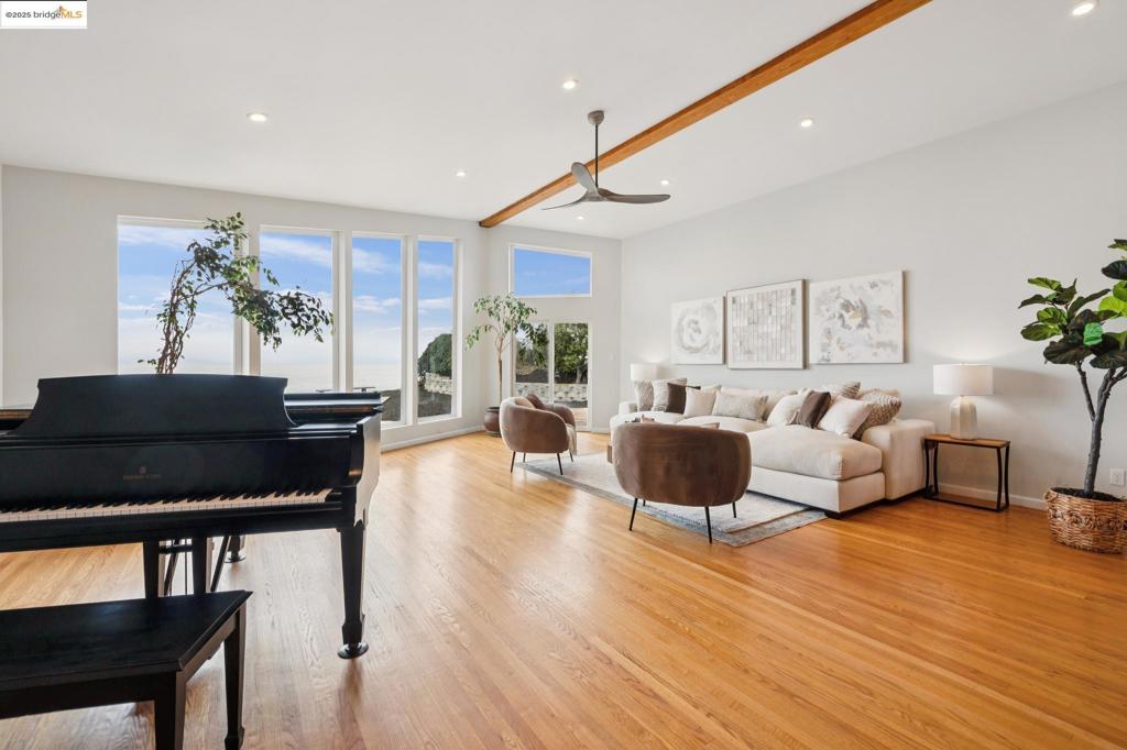 BAY VIEW PARK - Residential