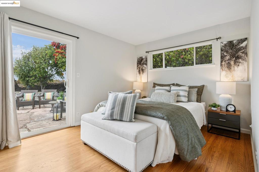 BAY VIEW PARK - Residential