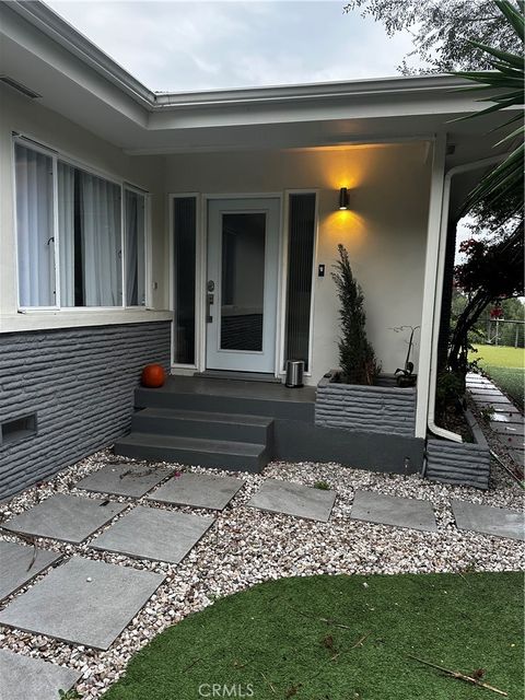 Photo of 9549 Dalegrove, Beverly Hills, CA 90210 (MLS # PW25279437)