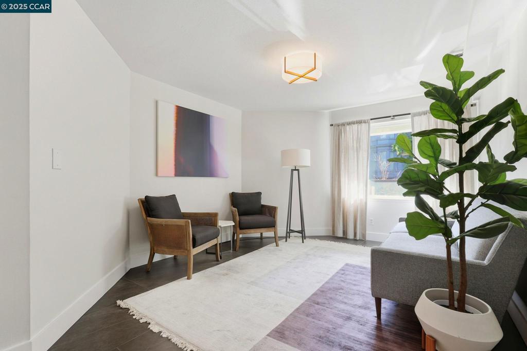 LOWER PAC HTS - Residential