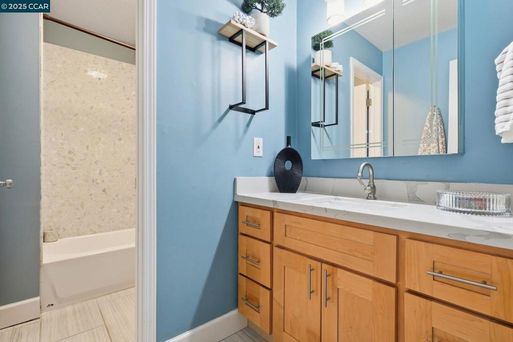 LOWER PAC HTS - Residential