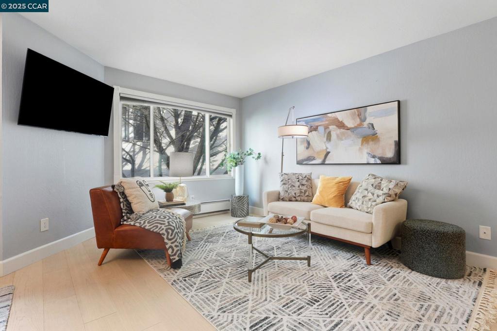LOWER PAC HTS - Residential