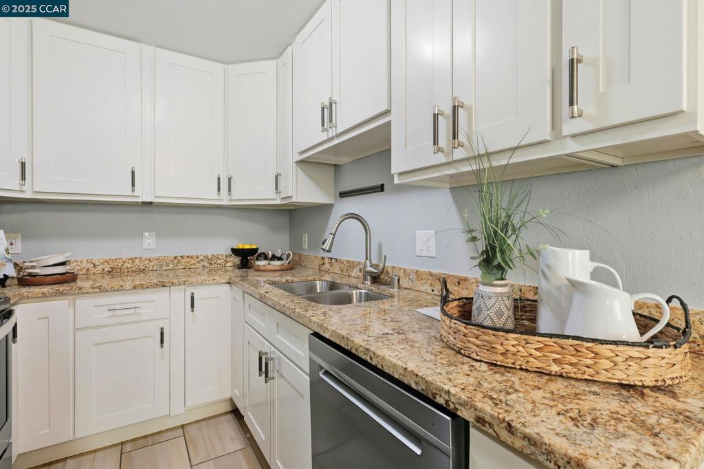 LOWER PAC HTS - Residential