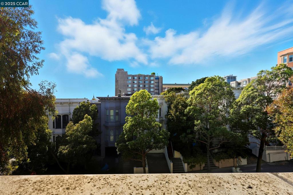 LOWER PAC HTS - Residential