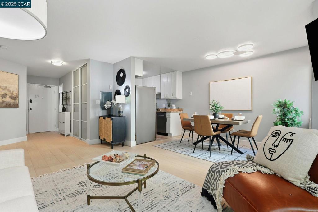 LOWER PAC HTS - Residential