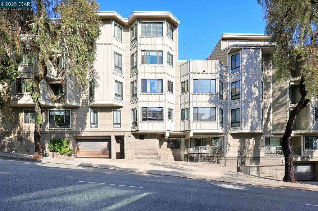LOWER PAC HTS - Residential