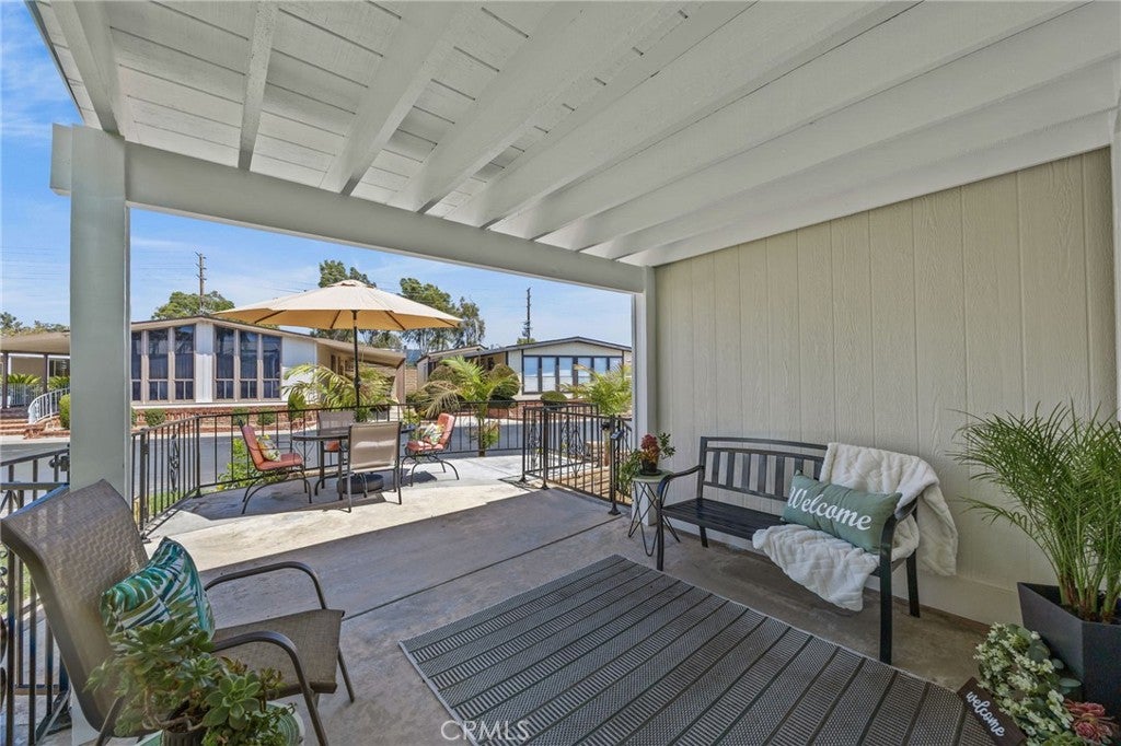 685 Wood Lake Drive 184