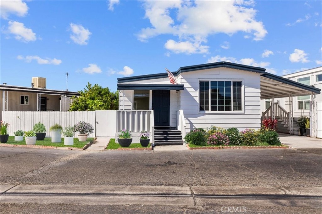 15621 Beach Boulevard 108