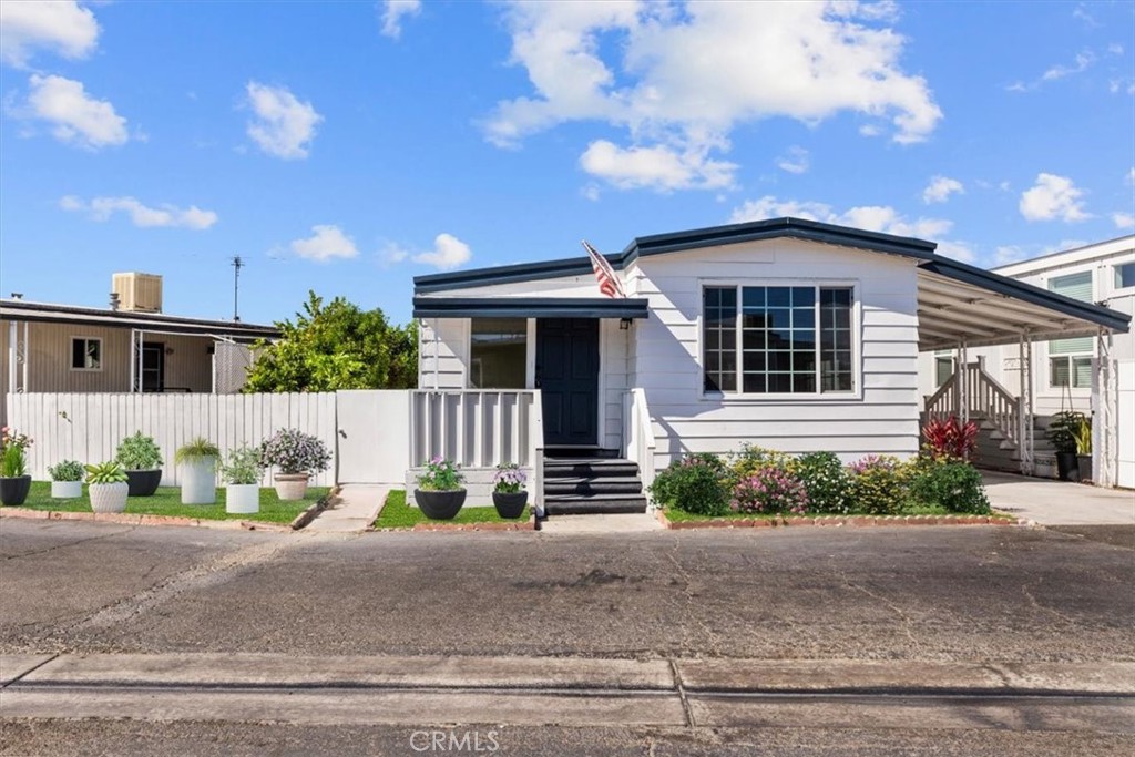 15621 Beach Boulevard 108