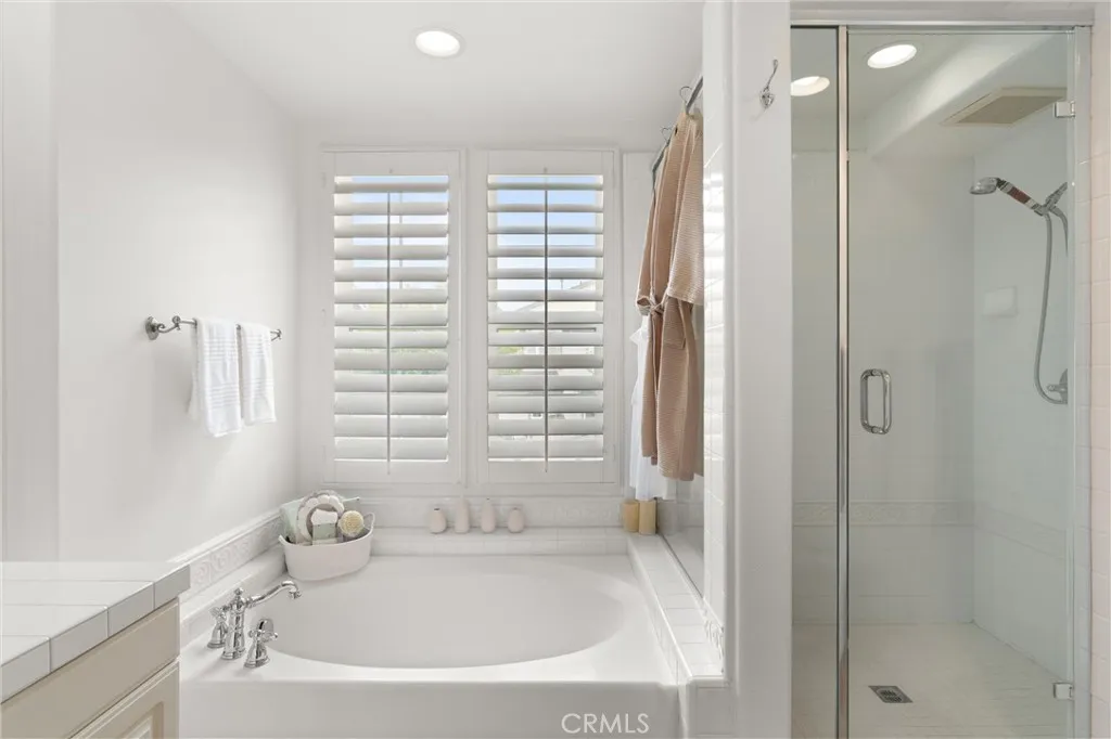 Mission Viejo, California 92694, United States, 3 Bedrooms Bedrooms, ,3 BathroomsBathrooms,Residential,Active,119277