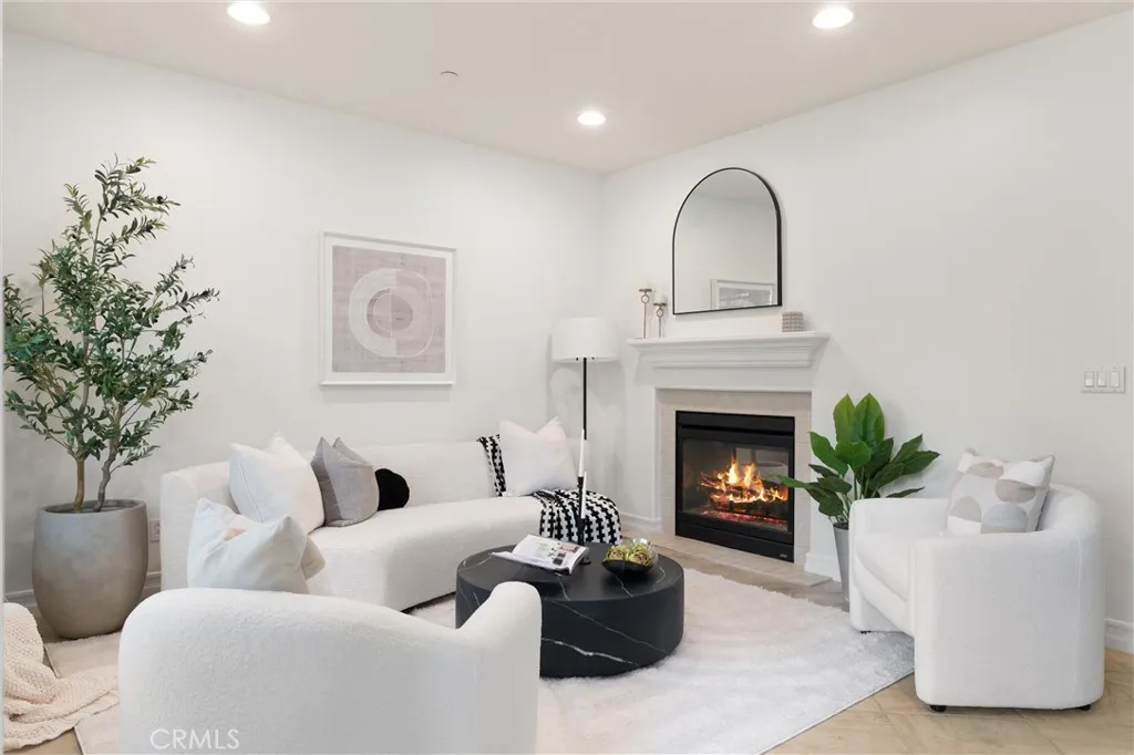 Mission Viejo, California 92694, United States, 3 Bedrooms Bedrooms, ,3 BathroomsBathrooms,Residential,Active,119277