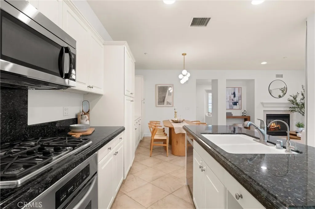 Mission Viejo, California 92694, United States, 3 Bedrooms Bedrooms, ,3 BathroomsBathrooms,Residential,Active,119277