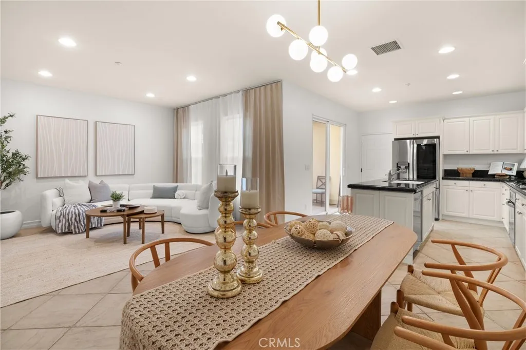 Mission Viejo, California 92694, United States, 3 Bedrooms Bedrooms, ,3 BathroomsBathrooms,Residential,Active,119277