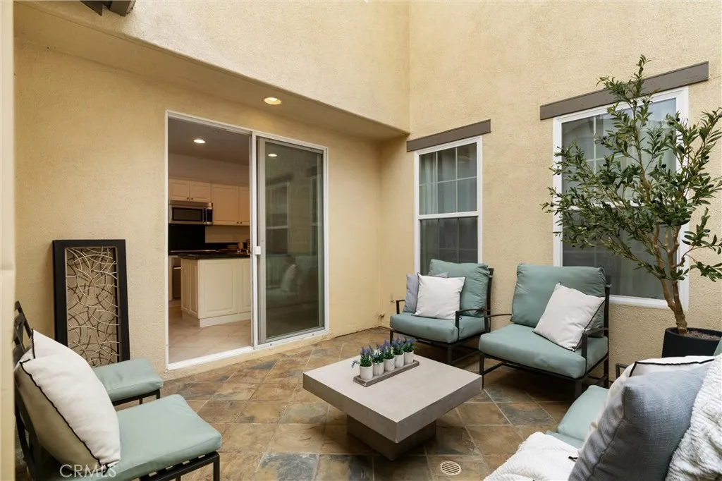 Mission Viejo, California 92694, United States, 3 Bedrooms Bedrooms, ,3 BathroomsBathrooms,Residential,Active,119277