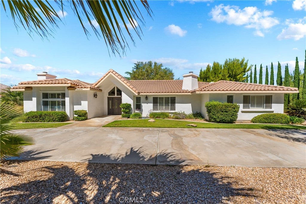41901 Calle Clarita