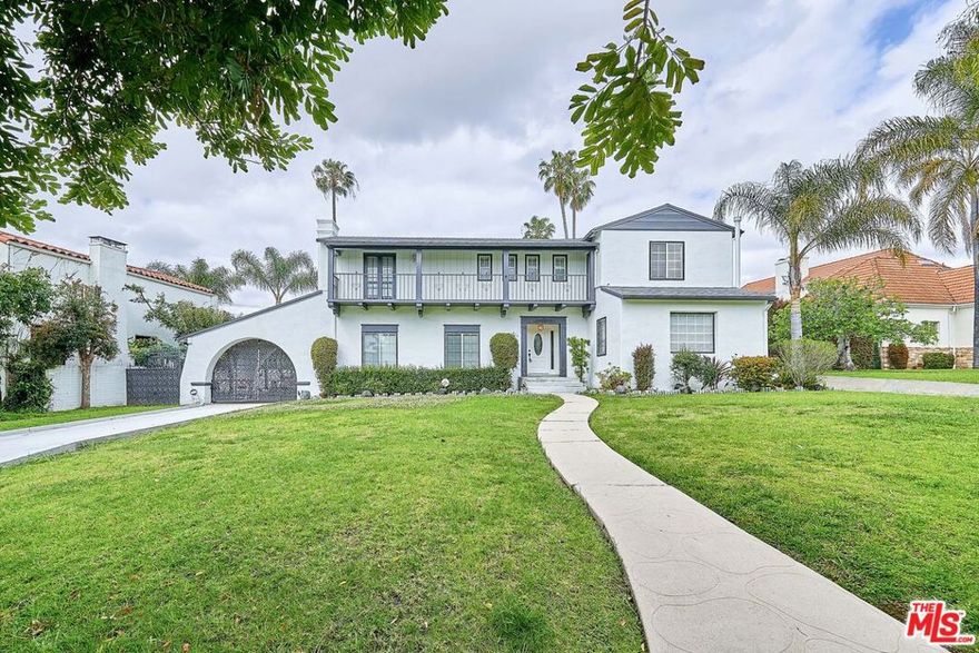 Welcome to this beautifully remodeled,  2-story single family home located on a tree-lined street in the highly desirable enclave of Brookside neighborhood of Hancock Park.  With an interior square footage of nearly 3,400 sq ft, this spacious, light filled home boasts 4 bedrooms and 4 bathrooms. Optimal floor plan that includes one of the bedrooms downstairs, perfect for a guest room, office, or gym. Upstairs you will find the large primary bedroom, with walk-in closet and a huge balcony, overlooking the backyard and 2 additional bedrooms - both with ensuite bathrooms. There is a gated driveway with remote entry and a detached 2-car garage. With an oversized lot of over 16,000 sq ft, enjoy the backyard with ample space to relax in the sun, al fresco dining, and gatherings. Ideal location and only a short drive to Beverly Hills, Museum Row, Larchmont Village, the Grove, Koreatown, and Downtown. Must SEE !!!