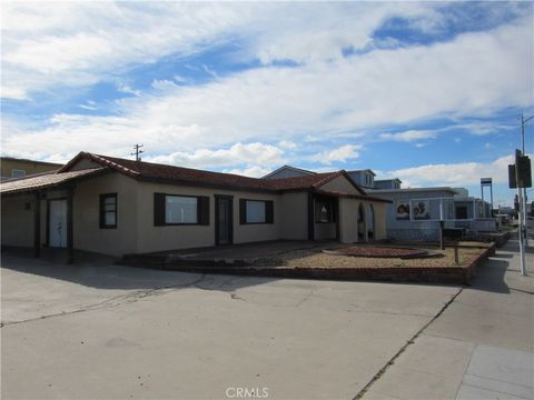 Photo of 616 E Main St, Barstow, CA 92311 (MLS # HD25271480)