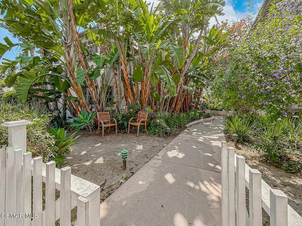 Photo of 1528 Yale Street #3, Santa Monica, CA 90404 (MLS # 226001380)