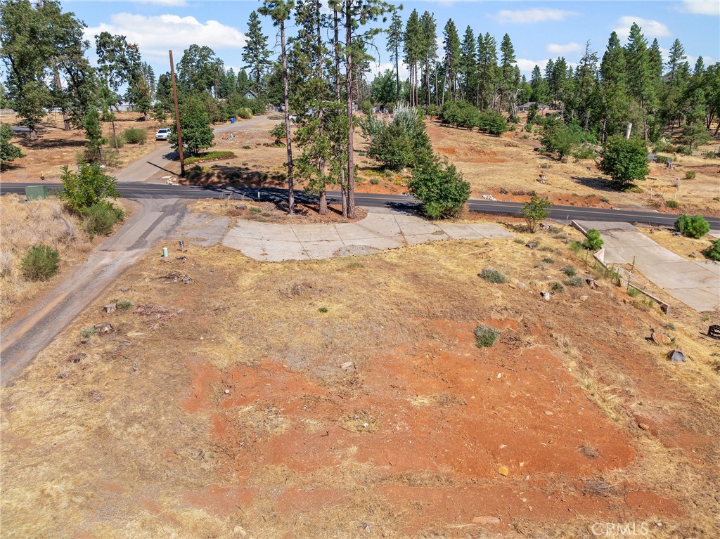 Your Paradise project starts here! This ½-acre corner lot on Nunnely Road is the perfect canvas for your dream home…offering space, , and convenience in one of Paradise’s most desirable locations. With an active PID water account already in place, this property is truly ready to build, saving you both time and money as you get started. Whether you’re envisioning a custom home, a shop, or a garden retreat, this lot provides endless possibilities—all just minutes from schools, shopping, and outdoor recreation. Don’t miss your chance to invest in Paradise and turn your vision into reality.