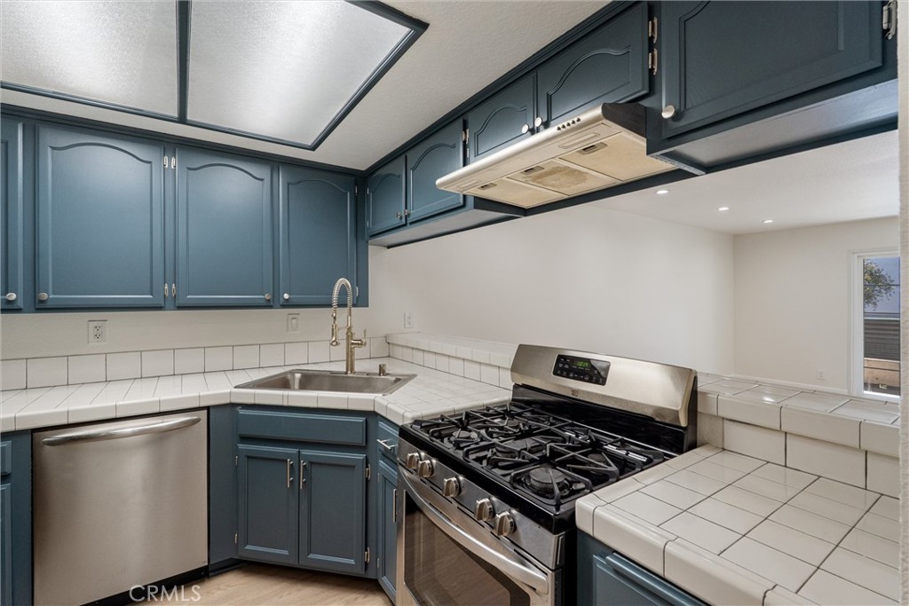 1121 Obispo Avenue 108