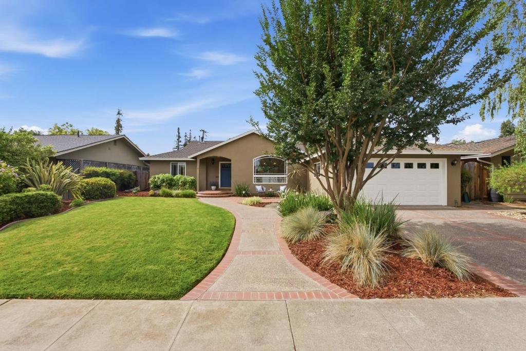 1324 Bent Drive