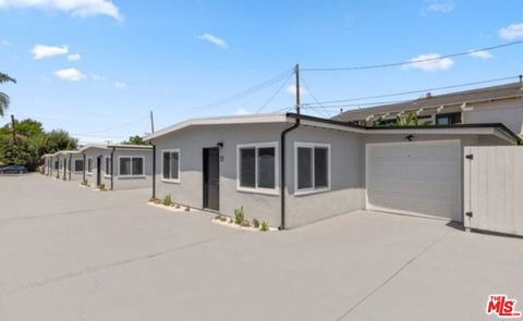 2658 Santa Ana Avenue E Costa Mesa CA 92627