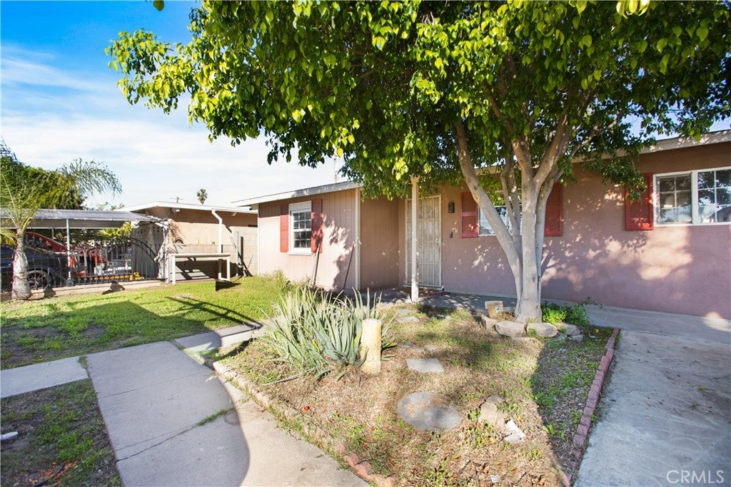 18451 E Gladstone St, Azusa CA 91702