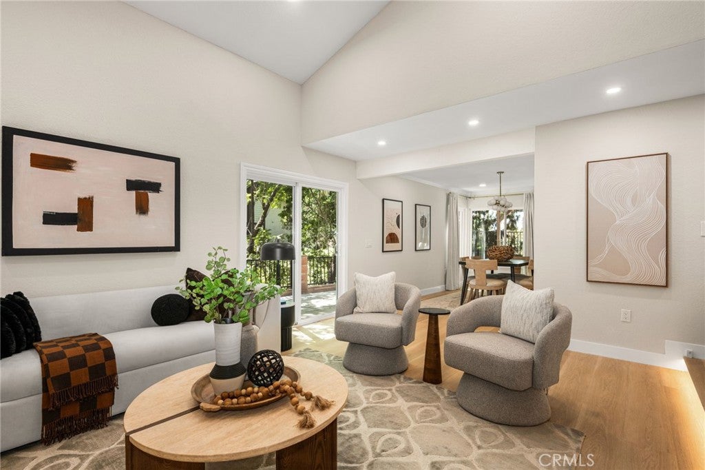 1972 Los Alamitos Drive