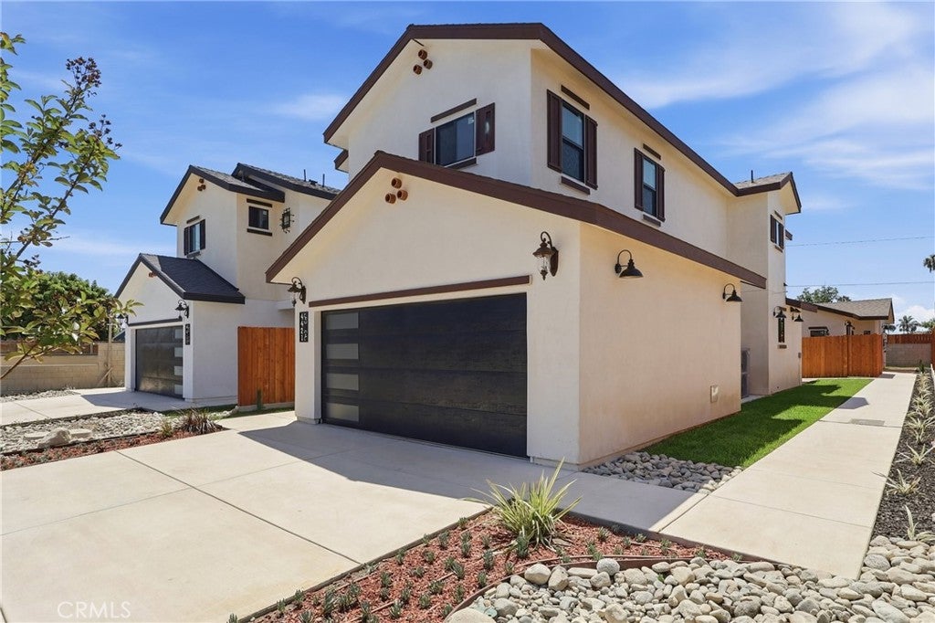 4433 Phelan