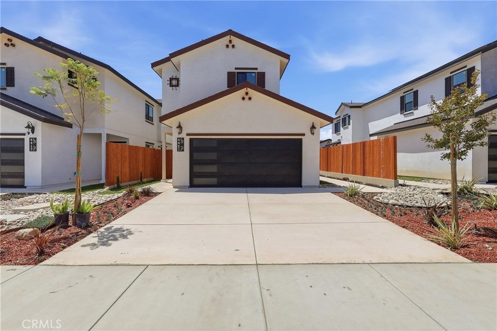 4433 Phelan
