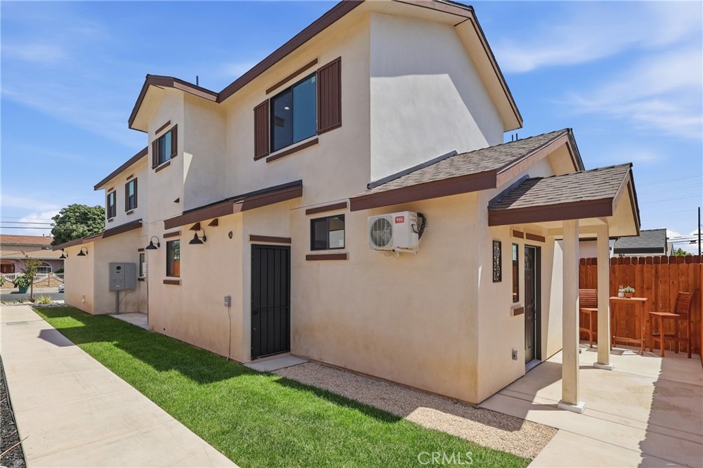 4433 Phelan