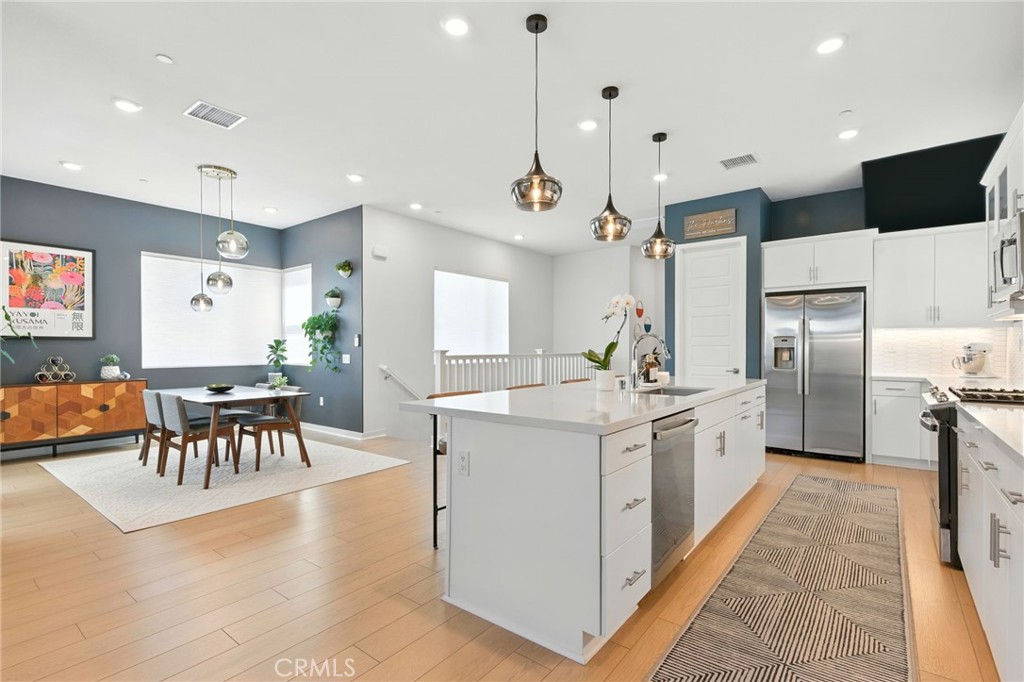 27475 Mercantile Court
