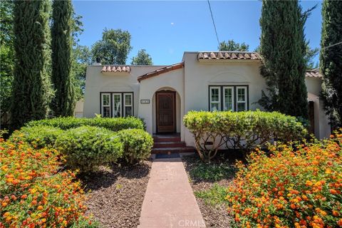 Photo of 329 W 12th Street, Chico, CA 95928 (MLS # SN26046787)