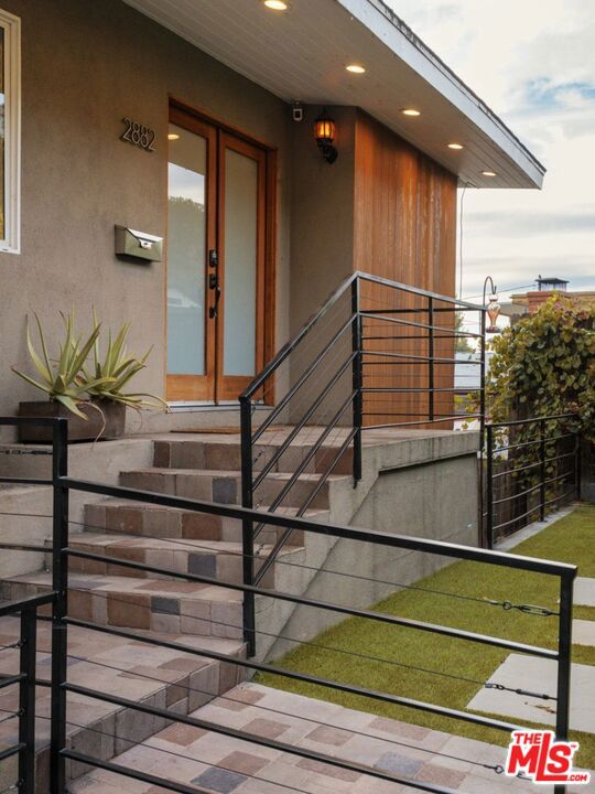 2882 Palmer Drive