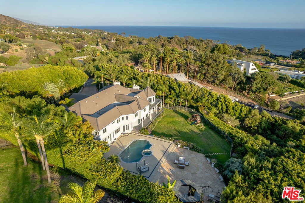 27551 Pacific Coast Highway