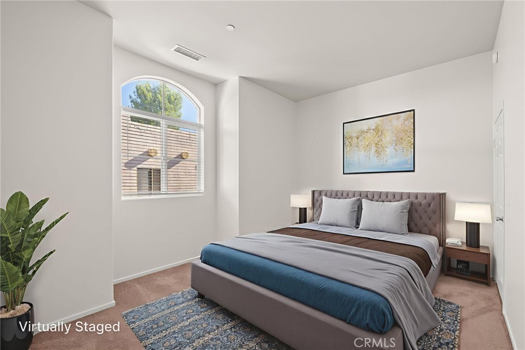 Colony Condos (901) - Residential Lease