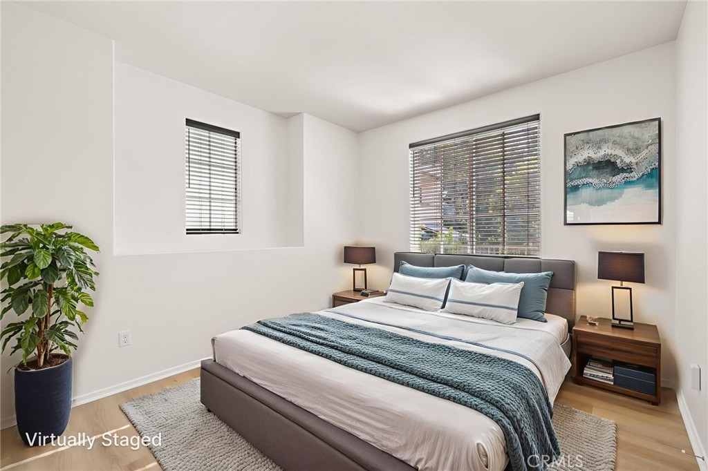 Colony Condos (901) - Residential Lease