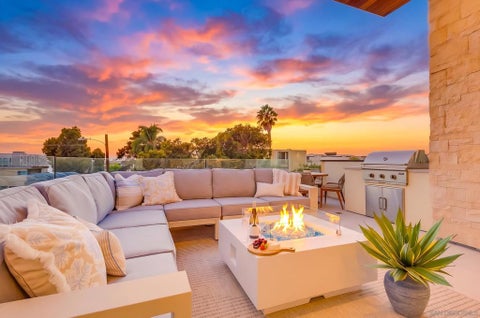 Photo of 3903 Haines St. ST #3, San Diego, CA 92109 (MLS # 260024231SD)