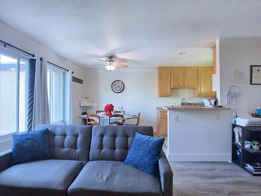 1627 Pentecost Way 7