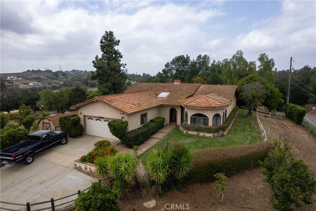 30136 Rolling Hills