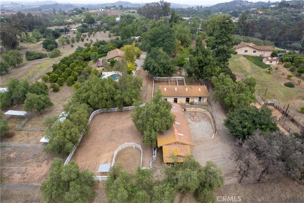 30136 Rolling Hills