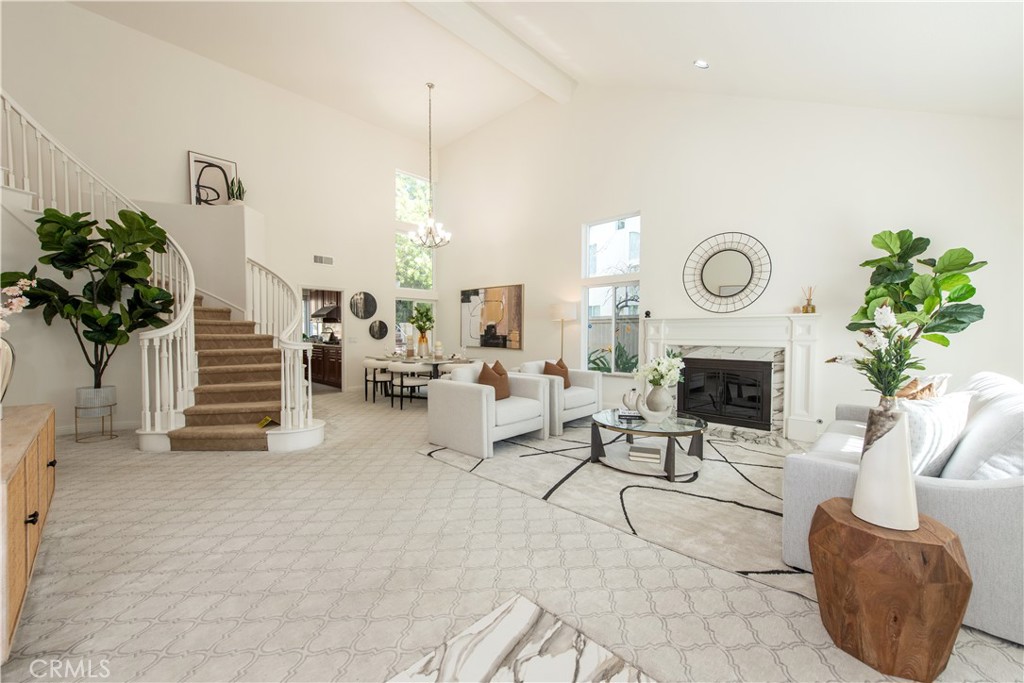 19933 Hidden Springs