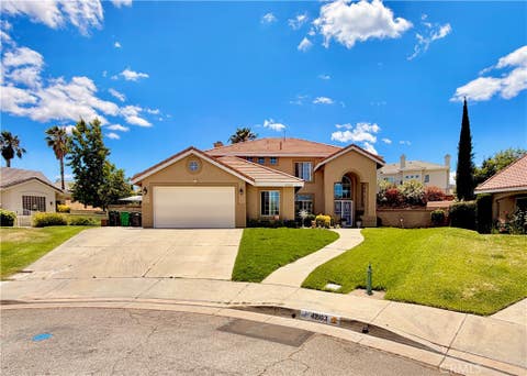 Photo of 42103 Desert Hill Drive, Quartz Hill, CA 93536 (MLS # SR26152385)