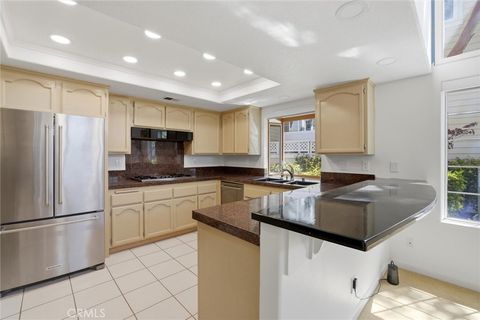 Photo of 520 Lexington Court #103, Long Beach, CA 90803 (MLS # PW26086283)